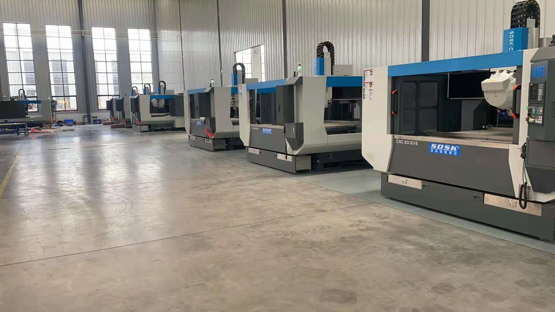 鋁型材加工設(shè)備好嗎？